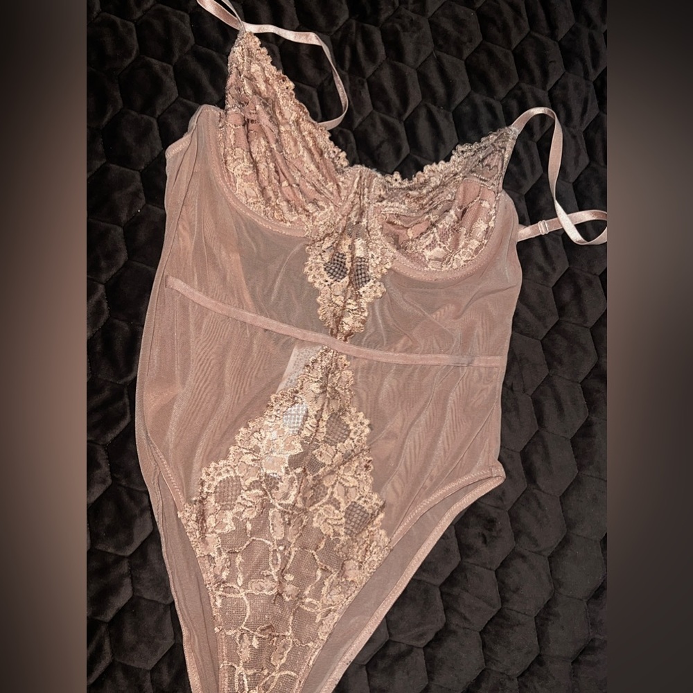 Nude mauve lace bodysuit